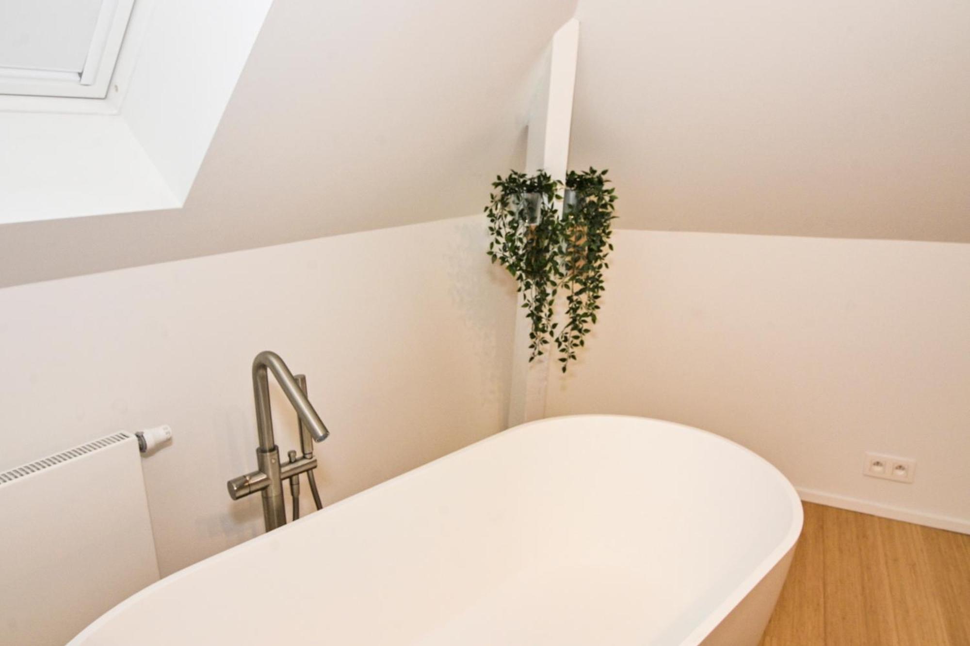 Family Duplex Getaway - Perfectly Positioned For City Adventures Brussels Ngoại thất bức ảnh